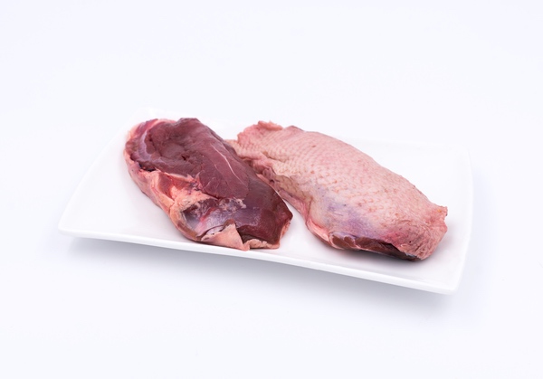 Filet de canard sauv.peau simple ±120g 10p ±1,2kg