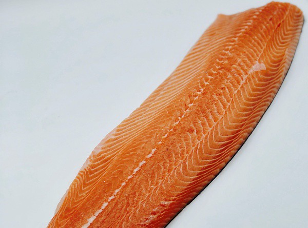 Filet de saumon sans peau 1p ±1,45kg